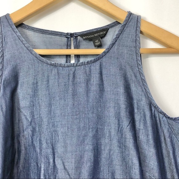 Banana Republic-Chambray Cold shoulder Top XS - Picture 2 of 7